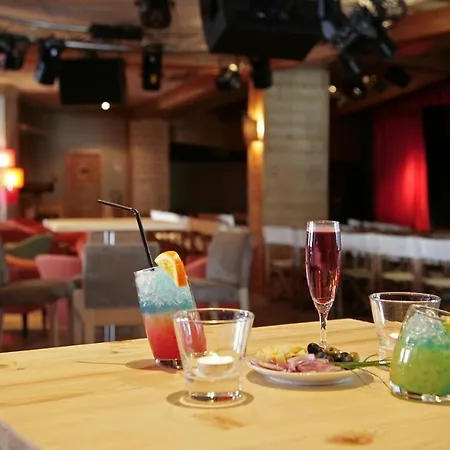 Hotel Club Altitude Arc 2000
